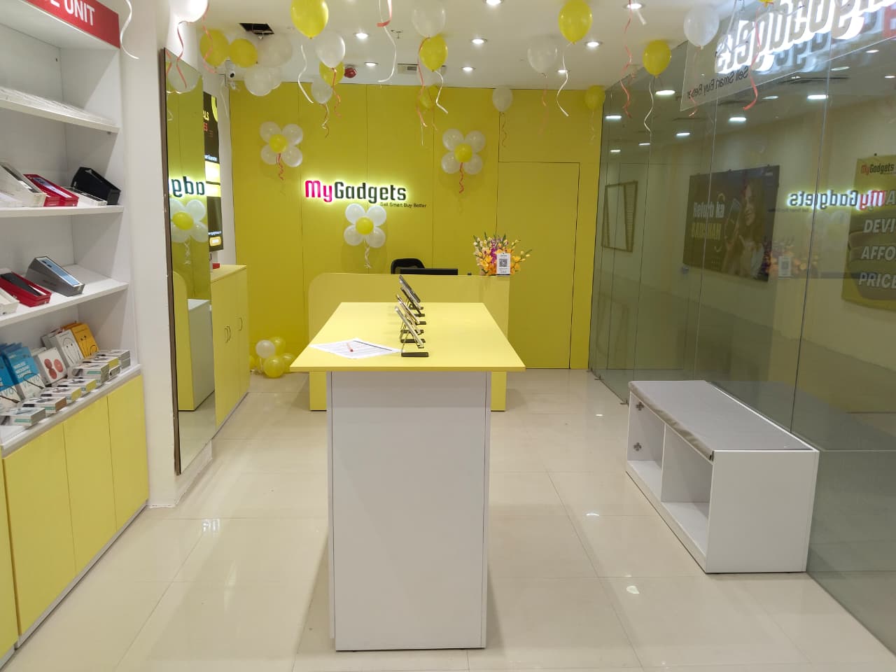 MYGADGETS Store in Star Mall, Madhyamgram